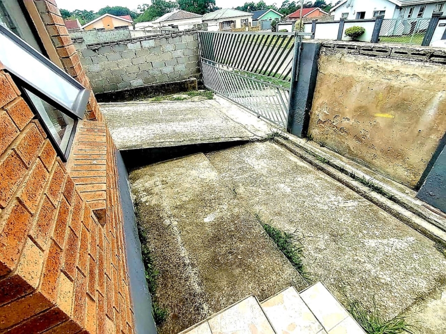 3 Bedroom Property for Sale in Amalinda Eastern Cape